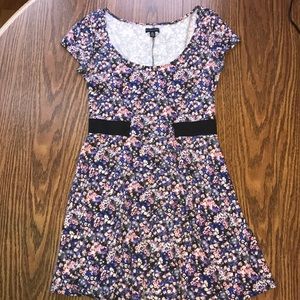 American Eagle floral dress
